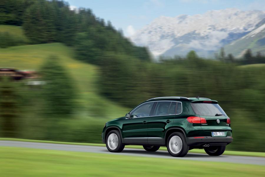  Volkswagen Tiguan 2011 года  (фото 19 из 146)